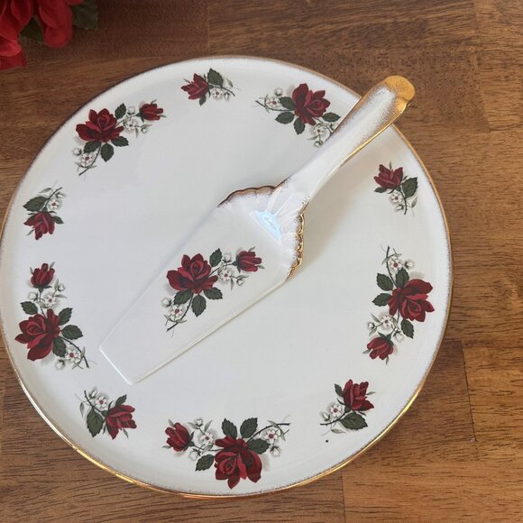 Aynsley Red Rose Cake Plate and Server Set Staffordshire England Vintage Gold - Picture 2 of 6